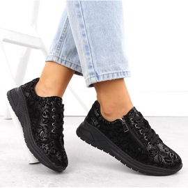 Zapatos mujer de piel negra con flores T.Sokolski J24-333 negro 4