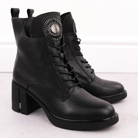 Botines mujer de piel con adorno negro Vinceza 66676 2