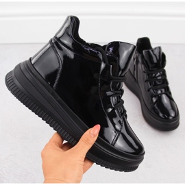 Botas de mujer en charol con aislamiento negro Artiker 55C1049 1
