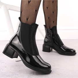 Botines de mujer Vinceza de charol negro con circonitas 5