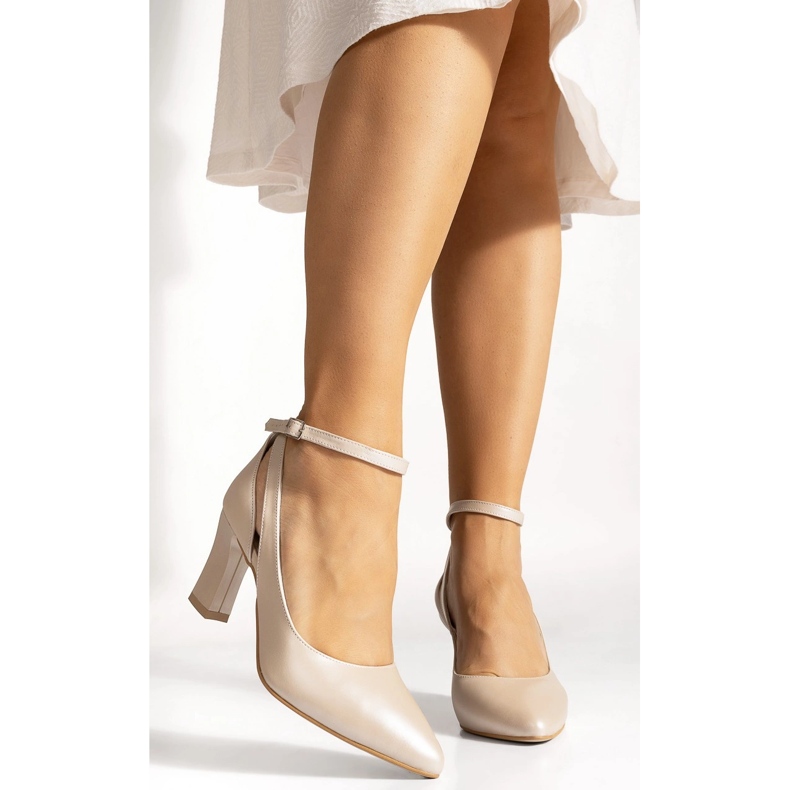 BUTDAM Zapatos de salón de piel con correa alrededor del tobillo, estable, beige Mila 1