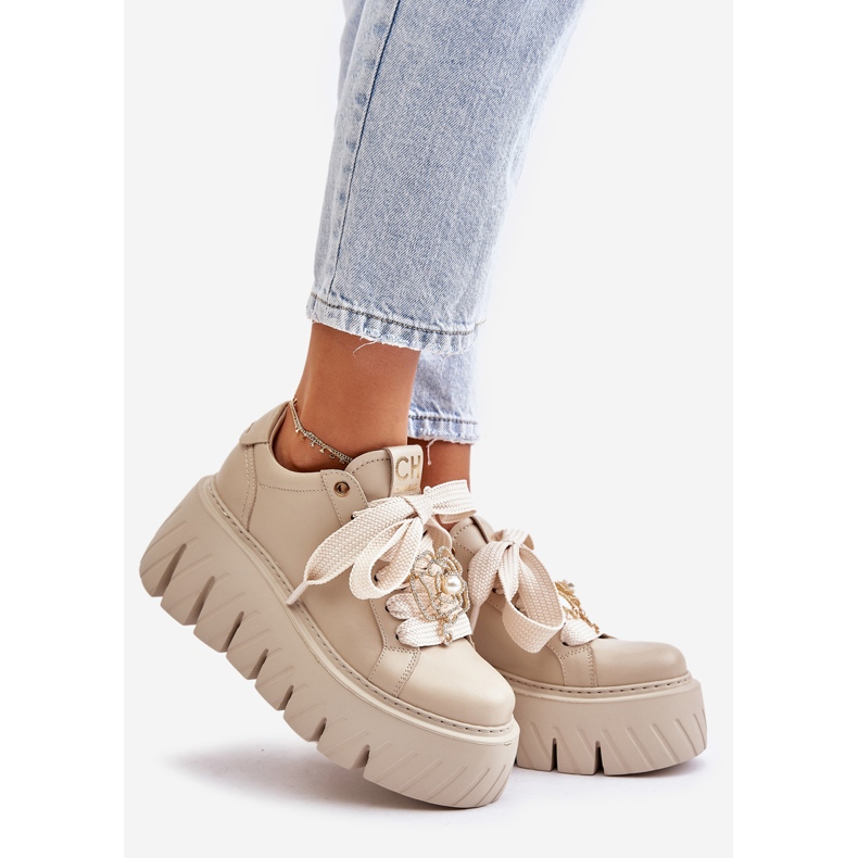 Zapatillas De Mujer Con Suela Maciza Y Decoración Dorada CheBello 4530 Beige 1