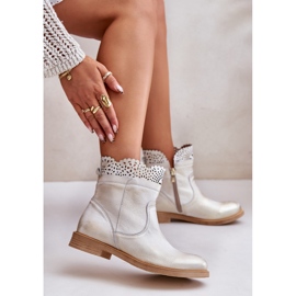 Botas bajas de mujer con tacón plano de piel Lewski 3624 Gold Brushed dorado 8