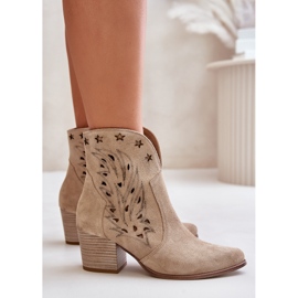 Botas Cowboy De Ante Calado Y Tacón Alto Lewski 3613 Beige 10