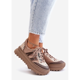 Zapatillas Mujer de Piel con Plataforma Maciejka 06562-10 Beige Oscuro 1