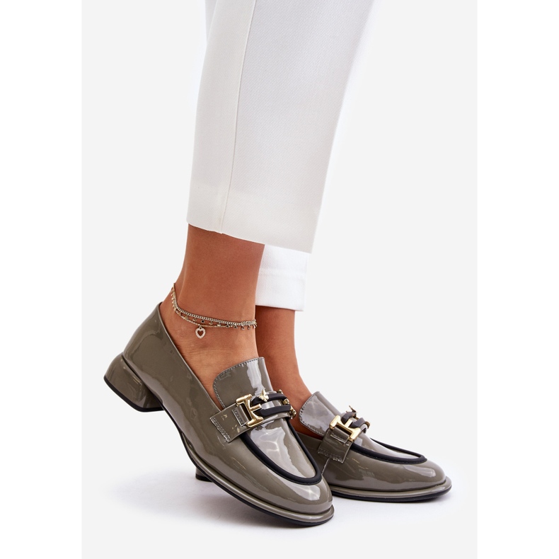 Zapatos De Mujer Lacados Sobre Un Tacón Con Decoración Artiker 55C0412 Gris 1