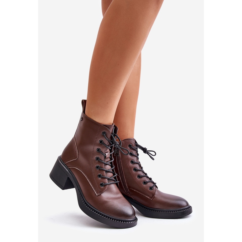 Botas Aislantes de Tacón Bajo para Mujer Fabricadas en Piel Natural Vinceza 66722 Marrón 1