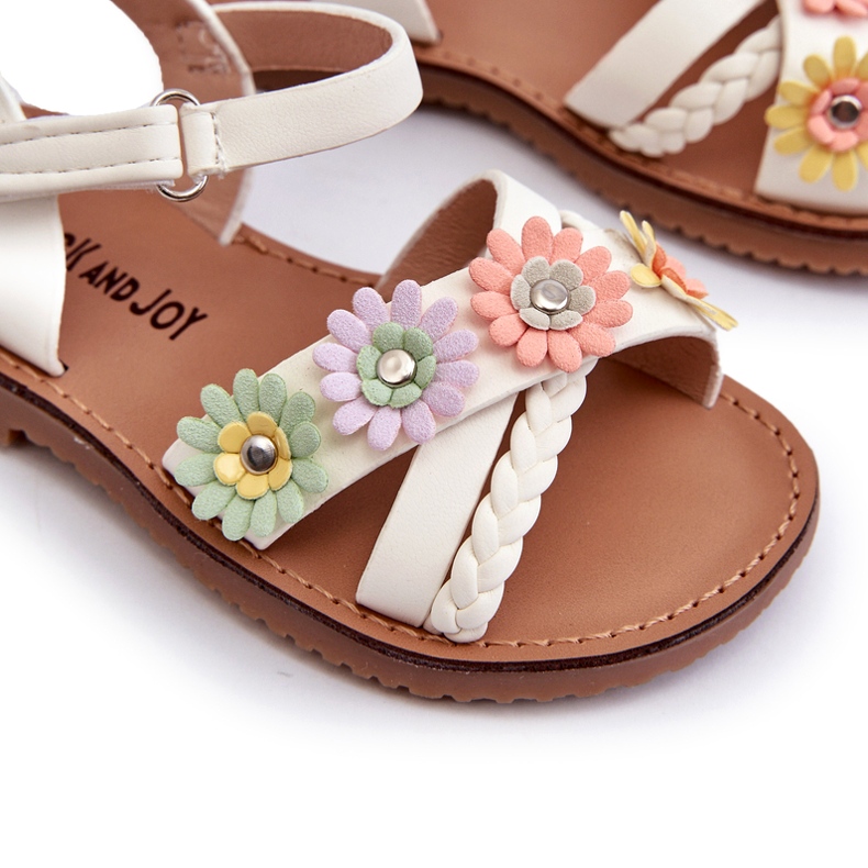 Sandalias de niñas sujetas con velcro con flores blancas blanco 2 Sandalias de niñas sujetas con velcro con flores blancas blanco 2