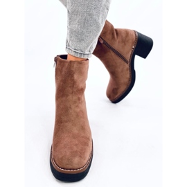 Botines Eliza de ante caqui con tacón ancho beige 3