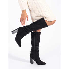 Botas de mujer de ante negro. 3