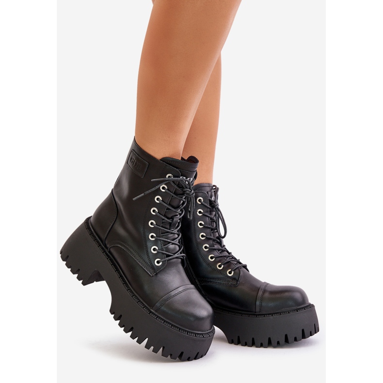 Botas de trabajo aislantes para mujer fabricadas en piel natural Goe OO2N4123 negro 1