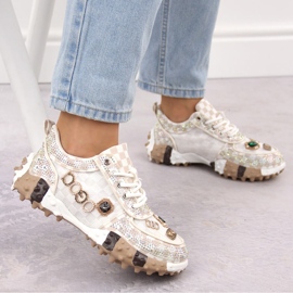 Zapatos de mujer ricamente decorados con circonitas, blanco Potocki 16324 5