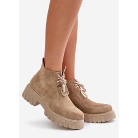 Zazoo 2952 Botines de ante beige con decoración dorada 1