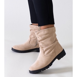 Botines beige con volantes en ante ecológico Hinda 2