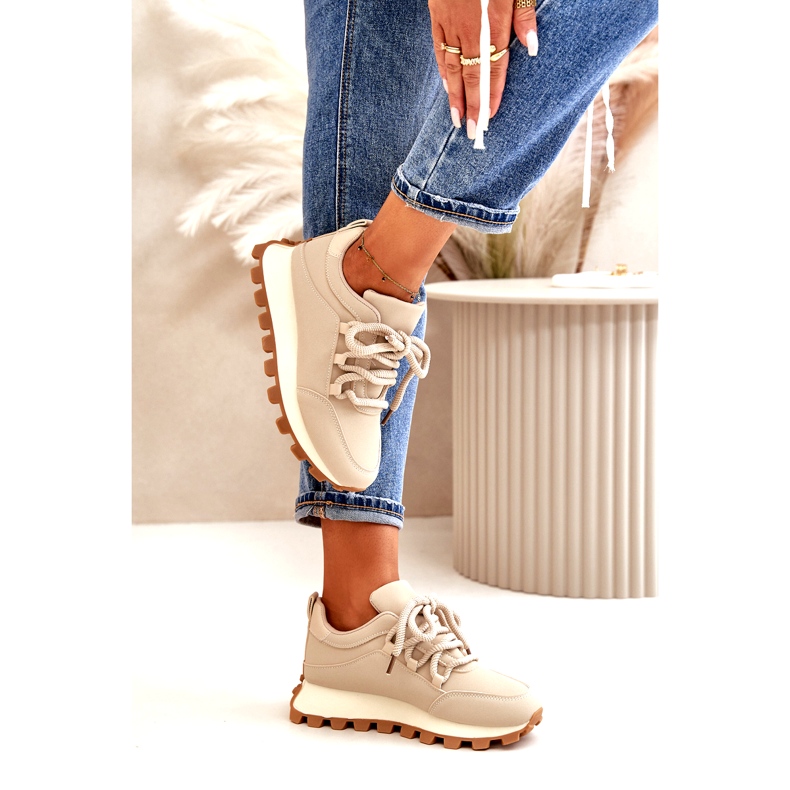 Calzado deportivo: Zapatillas deportivas con plataforma de ecopiel, color beige. 4 Calzado deportivo: Zapatillas deportivas con plataforma de ecopiel, color beige. 4