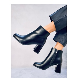 Botines negros con tacón estable 1