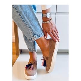 Deportivas caqui de otoño con flecos beige 1