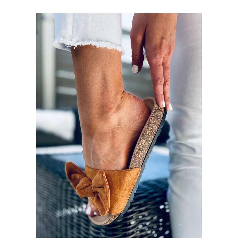 Sandalia chanclas Kiara Camel corcho - Inello marrón 2