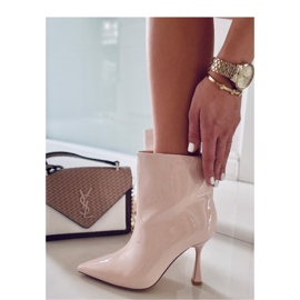 Botines lacados beige 2