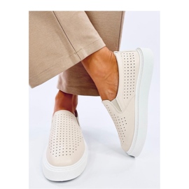 Zapatillas slip-on beige caladas 2