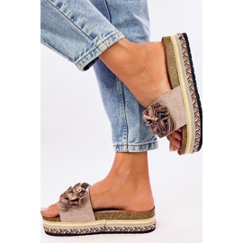 Sandalia Chanclas con suela gruesa y colorida Raven Beige - Inello 3