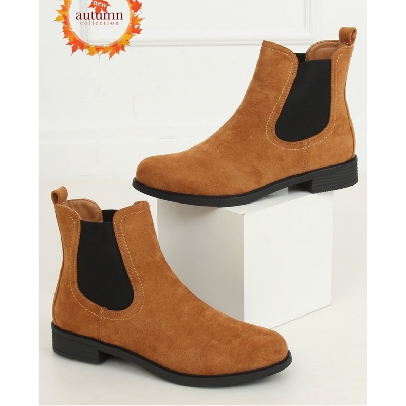 Botas Chelsea clásicas en color camel para mujer marrón 1