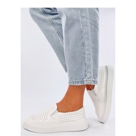 Zapatillas slip-on blancas caladas blanco 2