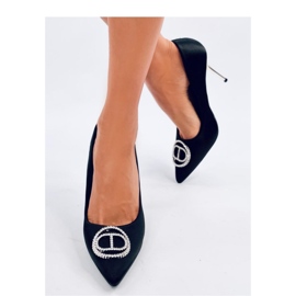 Tacones negros con decoración de cristal. 1 Tacones negros con decoración de cristal. 1