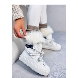 Botas de nieve de mujer blancas con pelo. blanco 1 Botas de nieve de mujer blancas con pelo. blanco 1