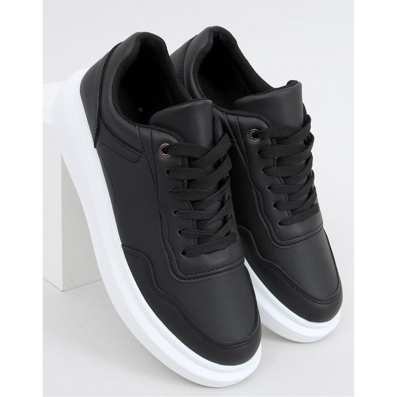 Deportivas de mujer Dora Negra - Inello negro 1