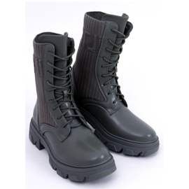 Trabajadores con pala flexible Calling Green - Inello verde 1 Trabajadores con pala flexible Calling Green - Inello verde 1