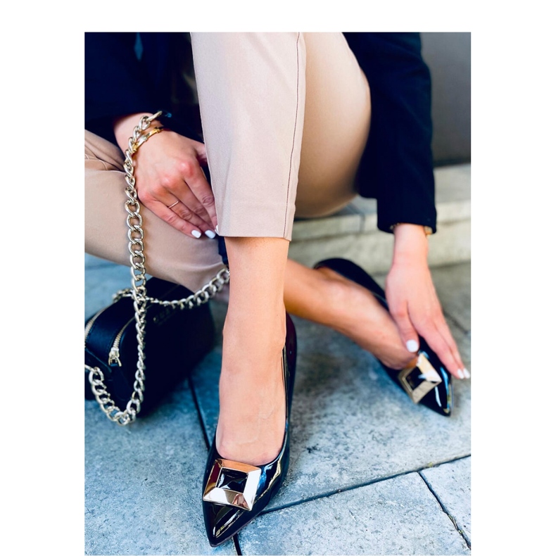 Stilettos Margaret de charol negro - Inello 2