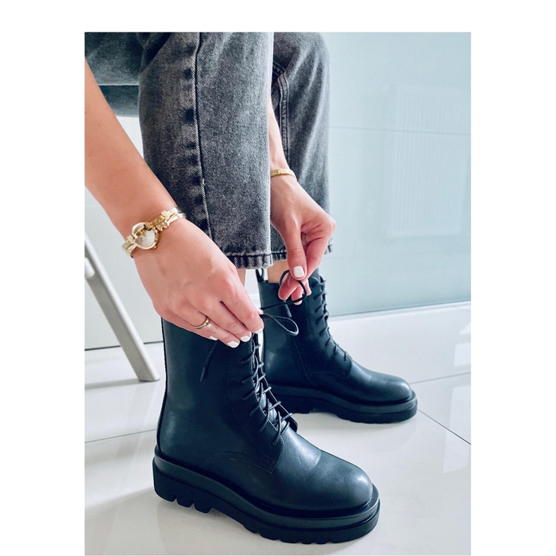 Botines West negro suela alta - Inello 2