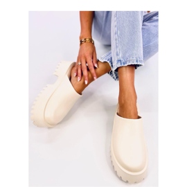 Sandalia Ernest Zuecos de espuma beige - Inello 2 Sandalia Ernest Zuecos de espuma beige - Inello 2