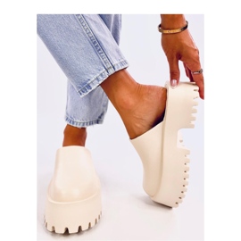 Sandalia Ernest Zuecos de espuma beige - Inello 3