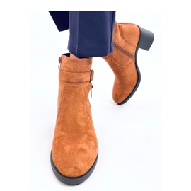 Botines clásicos de tacón Irving Camel - Inello marrón 2