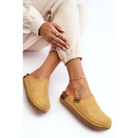 Step in style Pantuflas Modelo Inblu DJ000010 Amarillo - Pisa con estilo 2