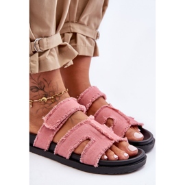 Zapatillas de casa clásicas de mujer confeccionadas en tela rosa. rosado 2