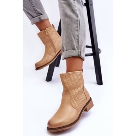 Botines con parte superior decorativa. beige 2