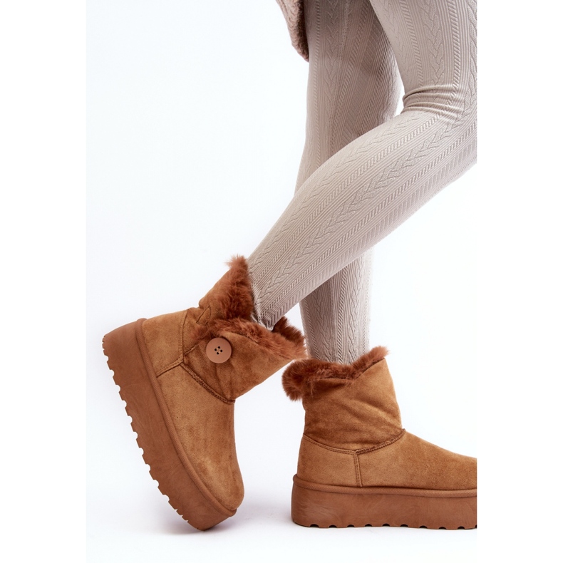 Botas de nieve de mujer con pelo en la plataforma Camel. marrón 2