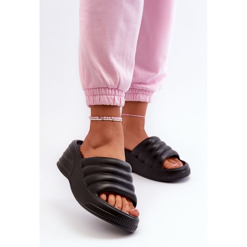 Step in style Sandalia Chanclas Modelo Tendrea DM610 Negro - Pisa con estilo 1