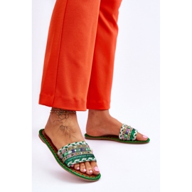 Chanclas adornos verdes 2 Chanclas adornos verdes 2