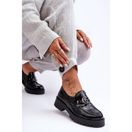Zapatos negros de charol para mujer. 2