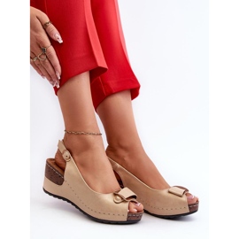 Sandalias Cuña Mujer Beige 1