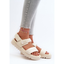 Step in style Sandalias Modelo Big Star NN274751 Beige - Pisa con estilo 1