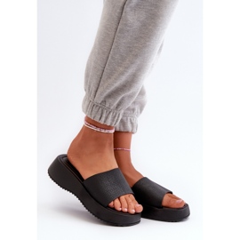 Step in style Sandalia Chanclas Modelo Vimarils 695-01 Negro - Pisa con estilo 1