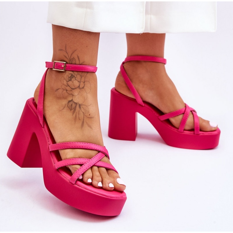Step in style Sandalias Modelo Shemira 78-130 Fucsia - Pisa con estilo rosado 1