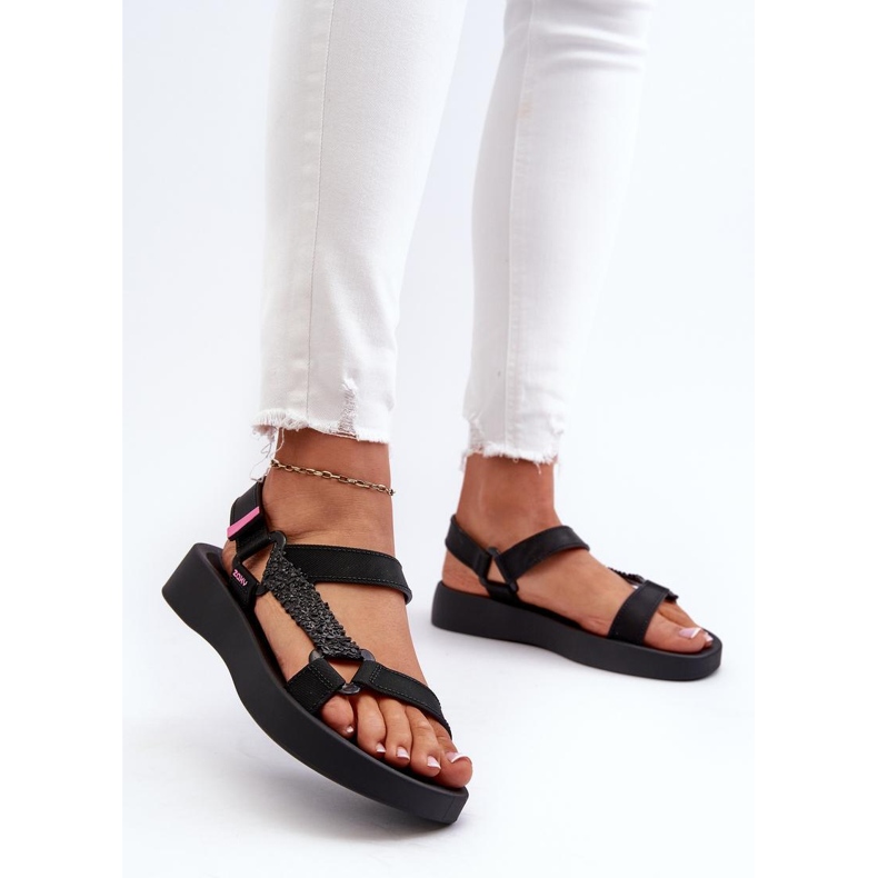 Step in style Sandalias Modelo Zaxy LL285062 Negro - Pisa con estilo 1