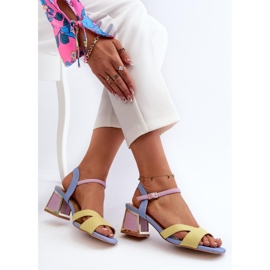 Step in style Sandalias Modelo Da CR482 Amarillo - Pisa con estilo 2