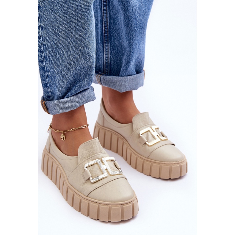 Zapatos Modelo Lewski 3398 Beige Decoración brillante - Step in style 1